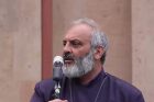 Архиепископ Баграт Галстанян встречался с тремя экс-премьерами Армении